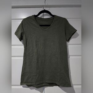 💚 Dovetail Workwear Tee – Olive Green
